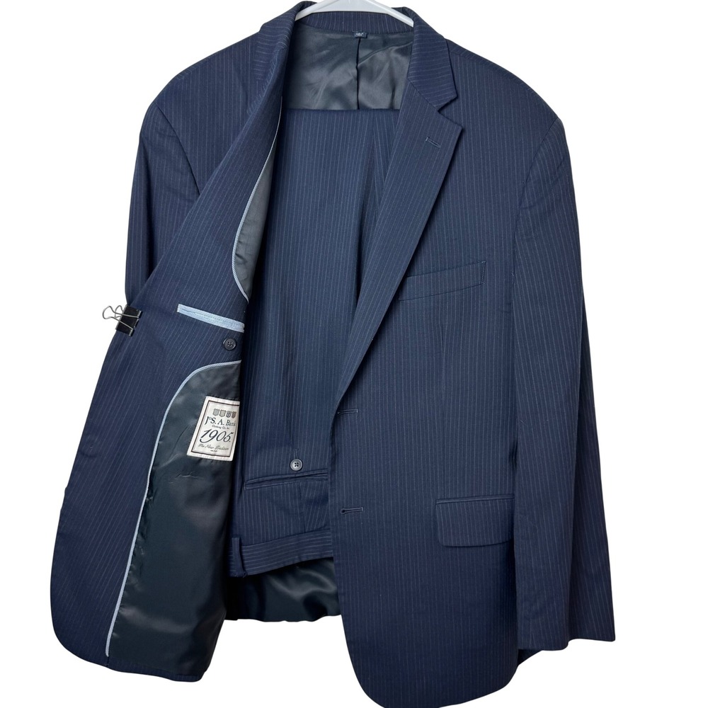 Jos A Bank 1905 2 Piece Suit Navy Blue Pinstripe Two Button 42/36 Wool Tailored